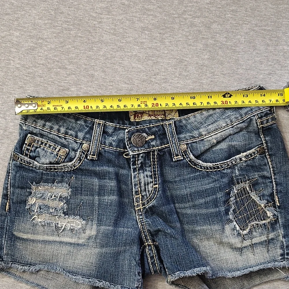 Denim Distressed Women's Shorts BKE BY BUCKLE FRAYED - Picture 13 of 16